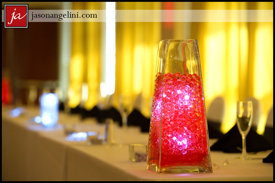 RPWrlightupvase0411