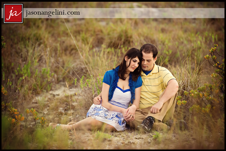 MCEcuddleingrass0412