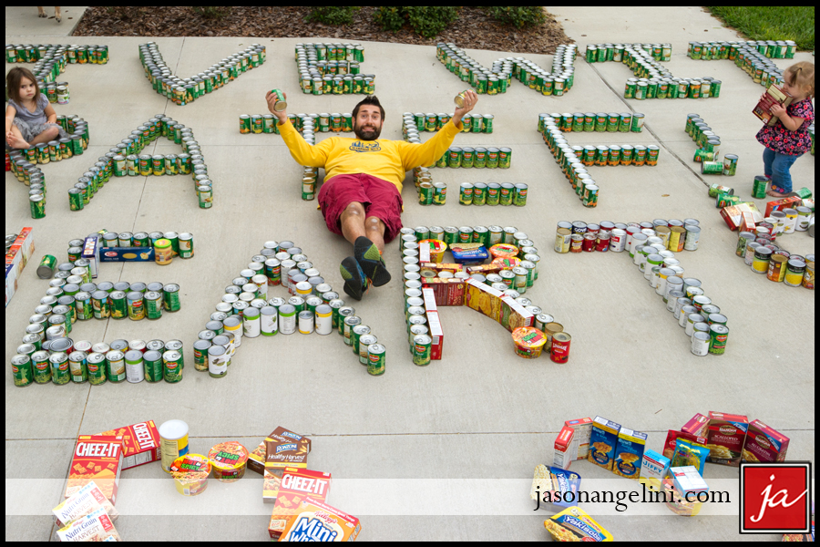 2014fooddrive-i