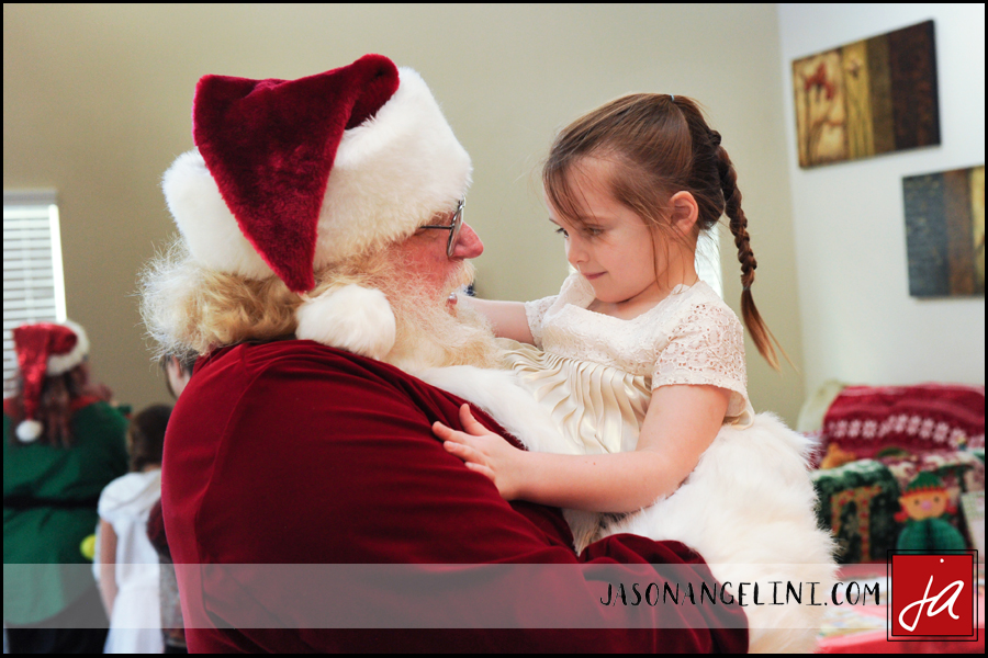 SantaPartyaj1215